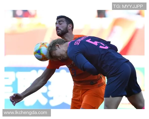 足球明星们的手机选择揭秘他们最爱的品牌与型号分析